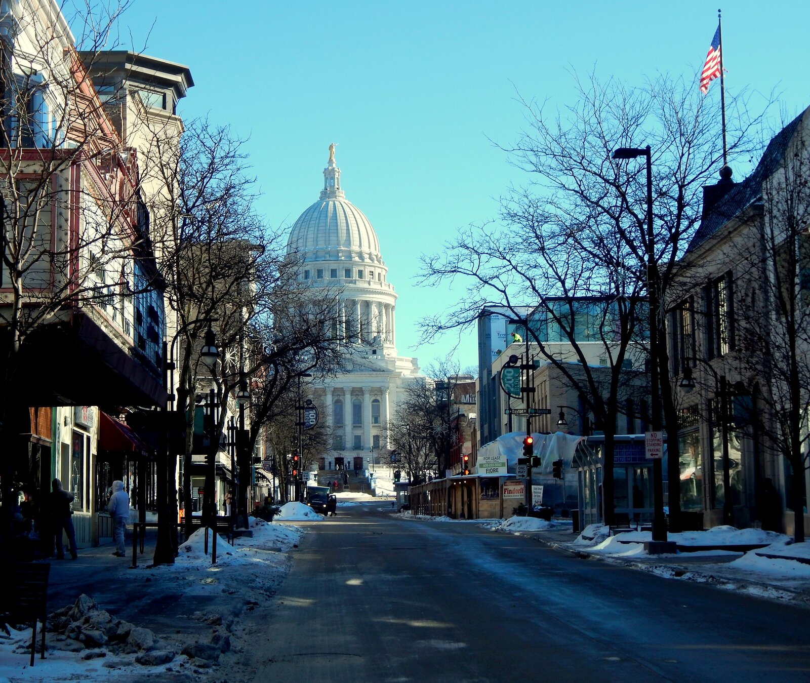 Capitolio de Wisconsin, desde State Street