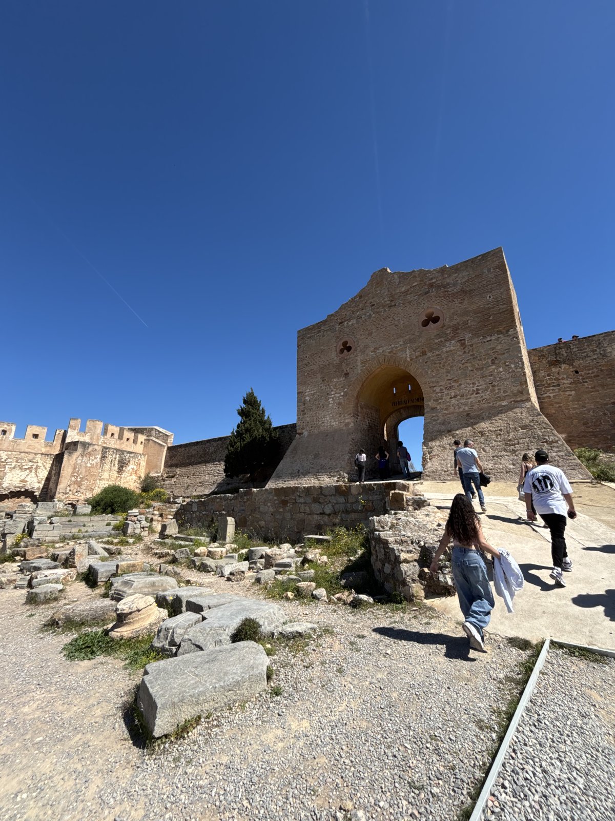 Puerta de Almenara, Castillo de Sagunto