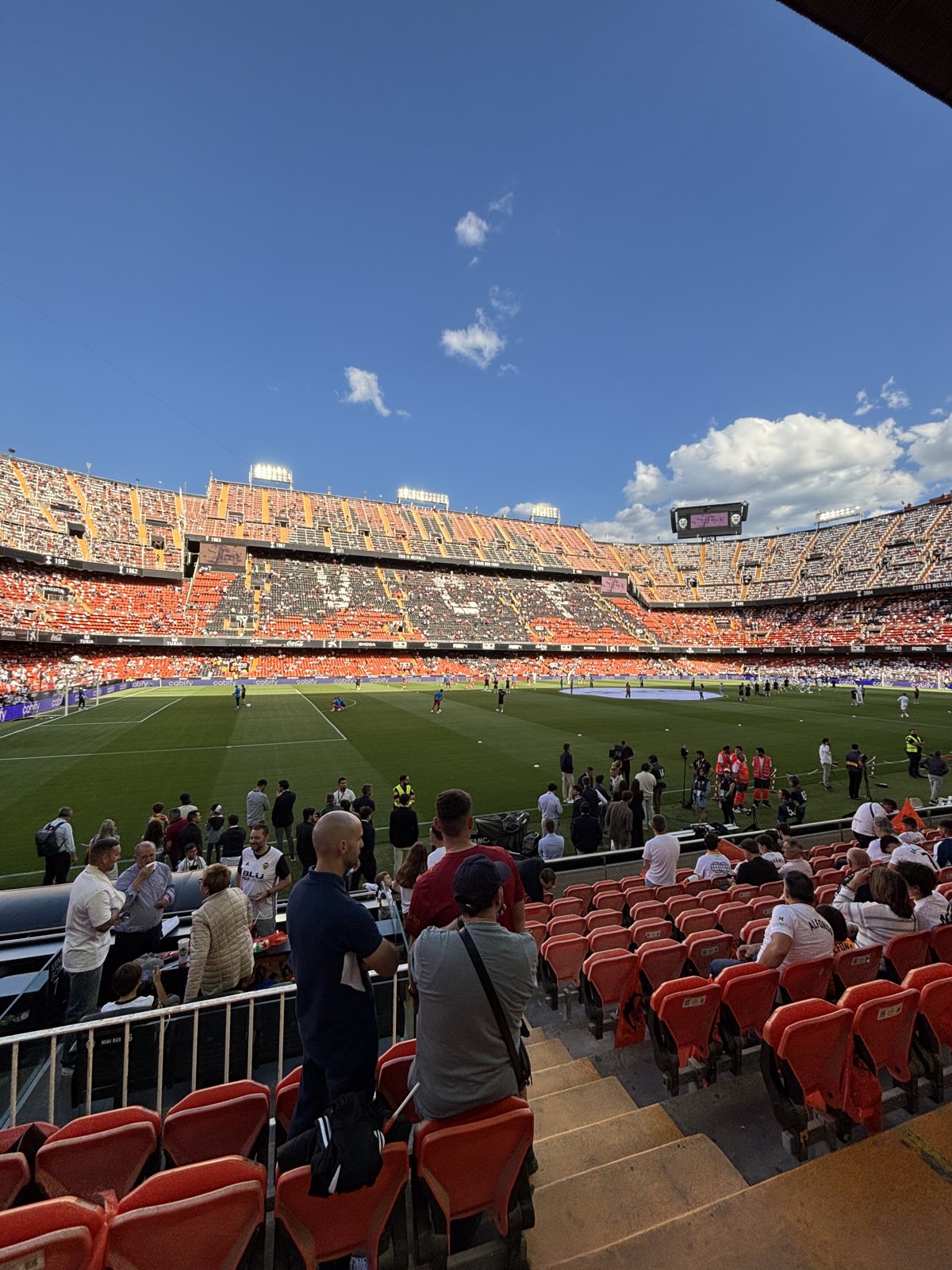 Un partido del Valencia CF en el Mestalla