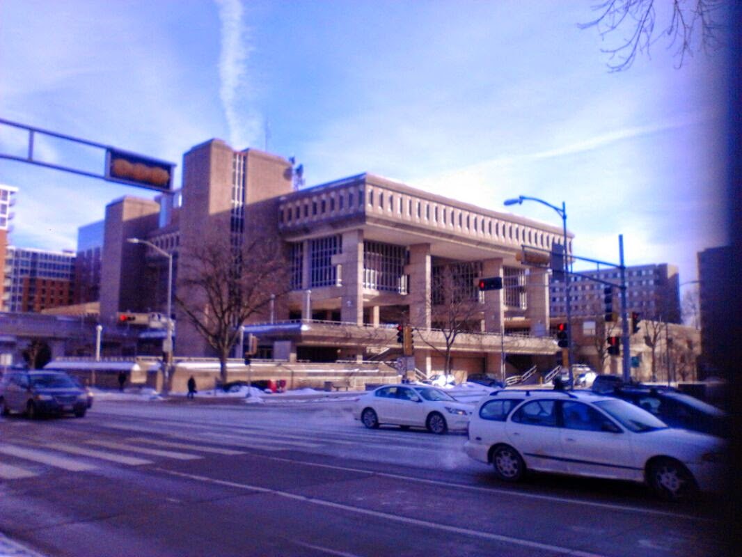 El centro de Madison cubierto de nieve